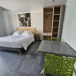 Nocleg ze śniadaniem La Casa Del Arti - Hotellerie & - Centre Bien-etre Et Piscine Chauffee