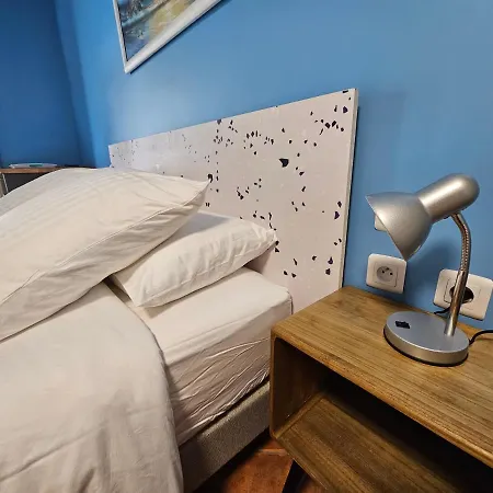 La Casa Del Arti - D'hotes Bed & Breakfast Sigean