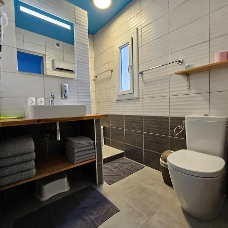 La Casa Del Arti - Chambres D'Hotes De Charme Avec Piscine Chauffee סיג'אן