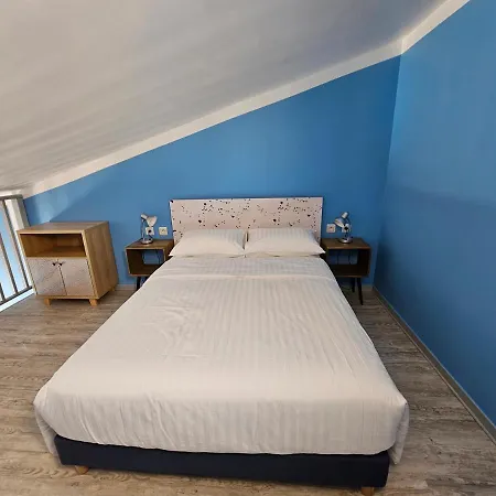 לינה וארוחת בוקר La Casa Del Arti - Chambres D'Hotes De Charme Avec Piscine Chauffee 4*