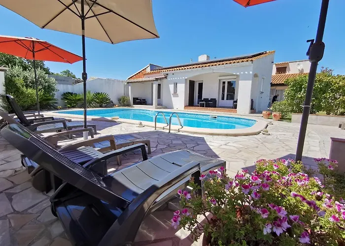 La Casa Del Arti - Hôtellerie&spa - Centre Bien-être Et Piscine Chauffée Alojamento de Acomodação e Pequeno-almoço 4*