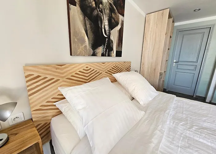 La Casa Del Arti - Hôtellerie&spa - Centre Bien-être Et Piscine Chauffée Sigean