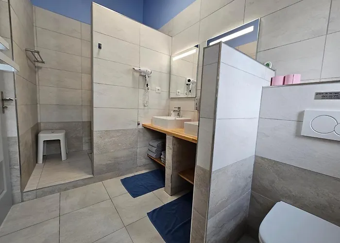 Alojamento de Acomodação e Pequeno-almoço La Casa Del Arti - Hôtellerie&spa - Centre Bien-être Et Piscine Chauffée