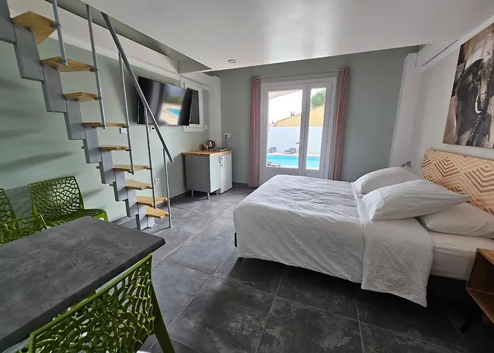 La Casa Del Arti - Hôtellerie&spa - Centre Bien-être Et Piscine Chauffée Sigean