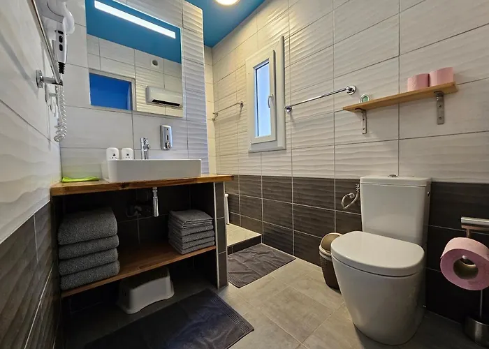 La Casa Del Arti - Hôtellerie&spa - Centre Bien-être Et Piscine Chauffée Sigean