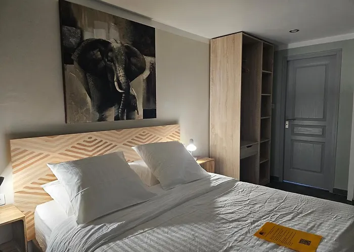 Alojamento de Acomodação e Pequeno-almoço La Casa Del Arti - Hôtellerie&spa - Centre Bien-être Et Piscine Chauffée